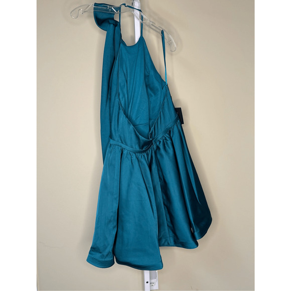 Mac Duggal NWT High Neck Bow Detail Mini Dress in Emerald Size 8 - Picture 5 of 10